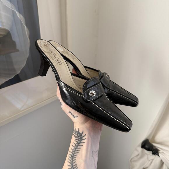 Vintage Coach Camryn Mules - Picture 3 of 4